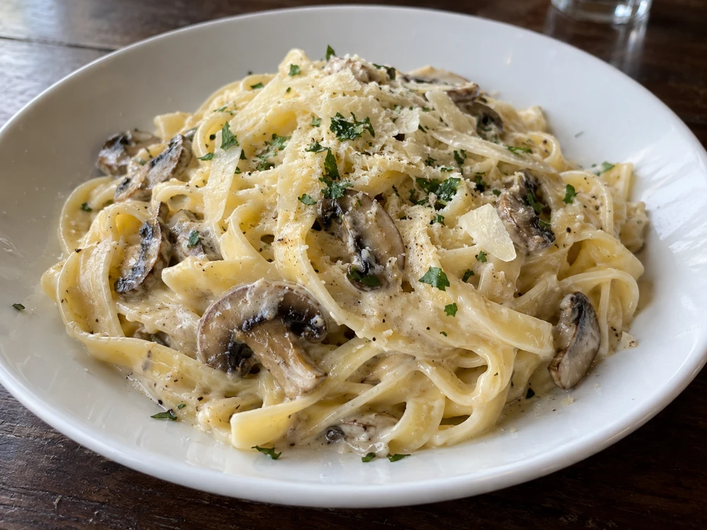 Fettucine Alfredo — yeni fotoğraf